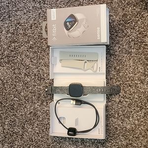 Fitbit Sense - includes charger & 2 wristbands